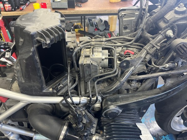 ENTRETIEN MOTO TOUTES MARQUE